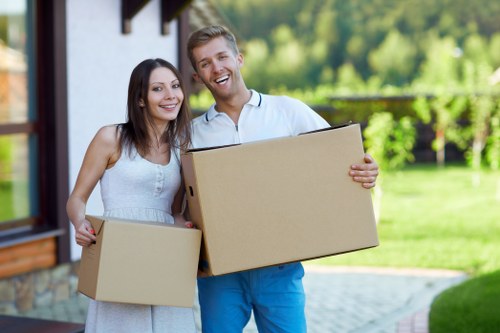 Local removals support for homes and businesses in Islington