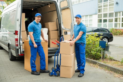 Packing and transport support for an Islington move